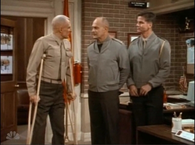 MAJOR_DAD_-_E4X08_ONE_FOR_THE_ROAD_103.jpg