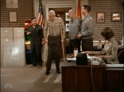 MAJOR_DAD_-_E4X08_ONE_FOR_THE_ROAD_122.jpg