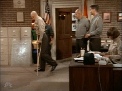 MAJOR_DAD_-_E4X08_ONE_FOR_THE_ROAD_127.jpg