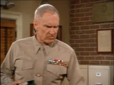 MAJOR_DAD_-_E4X15_COME_RAIN_OR_COME_SHINE_112.jpg