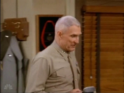 MAJOR_DAD_-_E4X18_THE_SMELL_OF_GREASE_PAINT_022.jpg