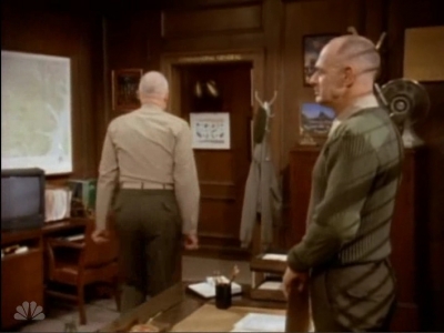 MAJOR_DAD_-_E4X18_THE_SMELL_OF_GREASE_PAINT_080.jpg