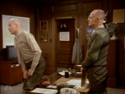 MAJOR_DAD_-_E4X18_THE_SMELL_OF_GREASE_PAINT_161.jpg