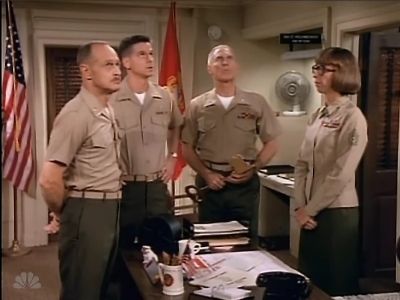 MAJOR_DAD_-_E2X02_WELCOME_TO_HOLLISTER_277.jpg