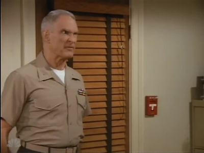 MAJOR_DAD_-_E2X03_GET_A_JOB_057.jpg