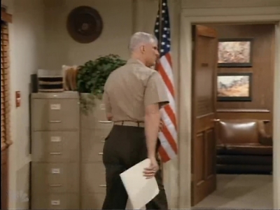 MAJOR_DAD_-_E2X03_GET_A_JOB_060.jpg