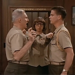 MAJOR_DAD_-_E2X03_GET_A_JOB_253.jpg