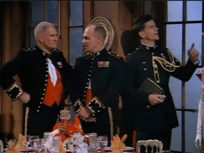 MAJOR_DAD_-_E2X08_BIRTHDAY_BALL_632.jpg