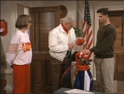 MAJOR_DAD_-_E2X09_WISH_YOU_WERE_HERE_163.jpg
