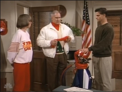 MAJOR_DAD_-_E2X09_WISH_YOU_WERE_HERE_178.jpg