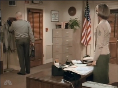 MAJOR_DAD_-_E2X10_LOVE_ON_THE_RUN_098.jpg