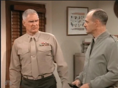 MAJOR_DAD_-_E2X12_THE_GIFT_OF_THE_MAJOR_001020.jpg