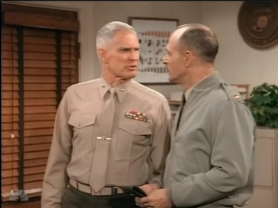 MAJOR_DAD_-_E2X12_THE_GIFT_OF_THE_MAJOR_001081.jpg