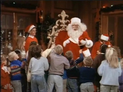 MAJOR_DAD_-_E2X12_THE_GIFT_OF_THE_MAJOR_001271.jpg