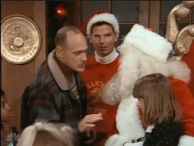 MAJOR_DAD_-_E2X12_THE_GIFT_OF_THE_MAJOR_001331.jpg