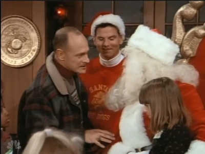 MAJOR_DAD_-_E2X12_THE_GIFT_OF_THE_MAJOR_001333.jpg