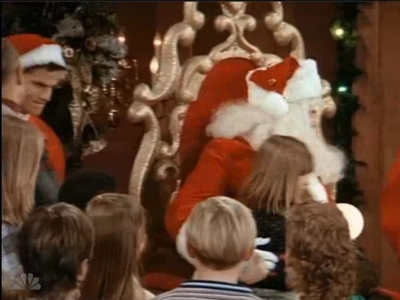 MAJOR_DAD_-_E2X12_THE_GIFT_OF_THE_MAJOR_001344.jpg