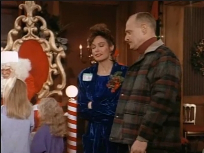 MAJOR_DAD_-_E2X12_THE_GIFT_OF_THE_MAJOR_001393.jpg