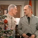 MAJOR_DAD_-_E2X12_THE_GIFT_OF_THE_MAJOR_001034.jpg