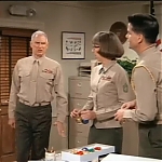 MAJOR_DAD_-_E2X12_THE_GIFT_OF_THE_MAJOR_001122.jpg