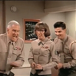 MAJOR_DAD_-_E2X12_THE_GIFT_OF_THE_MAJOR_001141.jpg
