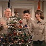 MAJOR_DAD_-_E2X12_THE_GIFT_OF_THE_MAJOR_001148.jpg