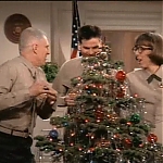 MAJOR_DAD_-_E2X12_THE_GIFT_OF_THE_MAJOR_001151.jpg