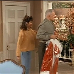 MAJOR_DAD_-_E2X12_THE_GIFT_OF_THE_MAJOR_001242.jpg