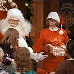 MAJOR_DAD_-_E2X12_THE_GIFT_OF_THE_MAJOR_001354.jpg
