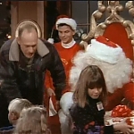 MAJOR_DAD_-_E2X12_THE_GIFT_OF_THE_MAJOR_001363.jpg