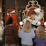 MAJOR_DAD_-_E2X12_THE_GIFT_OF_THE_MAJOR_001382.jpg