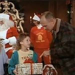MAJOR_DAD_-_E2X12_THE_GIFT_OF_THE_MAJOR_001385.jpg