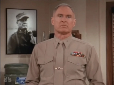 MAJOR_DAD_-_E2X13_FLYING_SOLO_149.jpg