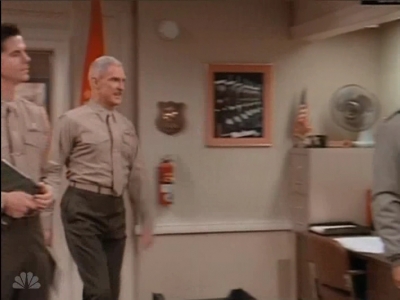 MAJOR_DAD_-_E2X13_FLYING_SOLO_183.jpg