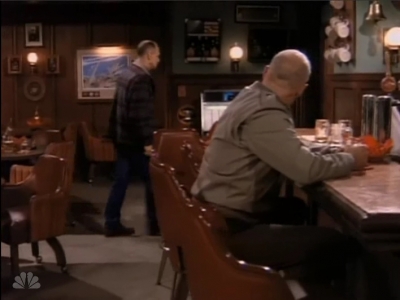 MAJOR_DAD_-_E2X13_FLYING_SOLO_195.jpg