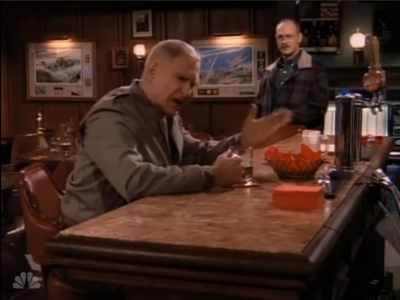 MAJOR_DAD_-_E2X13_FLYING_SOLO_218.jpg
