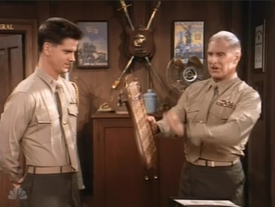 MAJOR_DAD_-_E2X14_A_BIRD_IN_THE_HAND_020.jpg