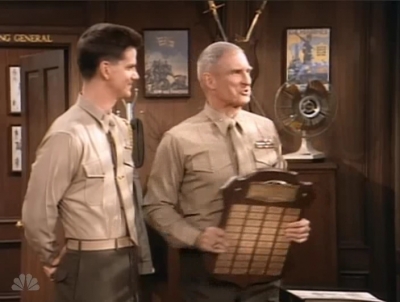 MAJOR_DAD_-_E2X14_A_BIRD_IN_THE_HAND_035.jpg