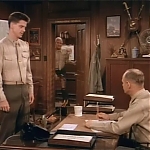 MAJOR_DAD_-_E2X14_A_BIRD_IN_THE_HAND_003.jpg