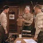 MAJOR_DAD_-_E2X14_A_BIRD_IN_THE_HAND_010.jpg
