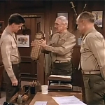 MAJOR_DAD_-_E2X14_A_BIRD_IN_THE_HAND_011.jpg