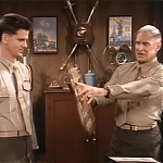MAJOR_DAD_-_E2X14_A_BIRD_IN_THE_HAND_016.jpg