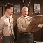 MAJOR_DAD_-_E2X14_A_BIRD_IN_THE_HAND_025.jpg
