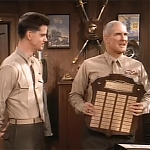 MAJOR_DAD_-_E2X14_A_BIRD_IN_THE_HAND_037.jpg