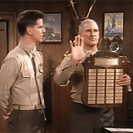 MAJOR_DAD_-_E2X14_A_BIRD_IN_THE_HAND_050.jpg