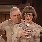MAJOR_DAD_-_E2X14_A_BIRD_IN_THE_HAND_064.jpg