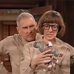 MAJOR_DAD_-_E2X14_A_BIRD_IN_THE_HAND_069.jpg