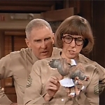 MAJOR_DAD_-_E2X14_A_BIRD_IN_THE_HAND_073.jpg