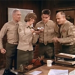 MAJOR_DAD_-_E2X14_A_BIRD_IN_THE_HAND_086.jpg