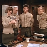 MAJOR_DAD_-_E2X14_A_BIRD_IN_THE_HAND_092.jpg